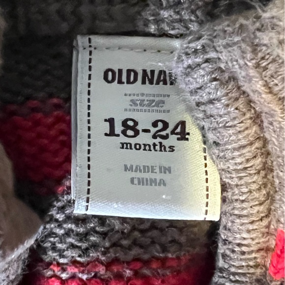 Old Navy cotton zip up sweater and Carter’s fleece pants - Picture 2 of 3